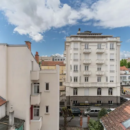 Le Petillat - Design En Centre *