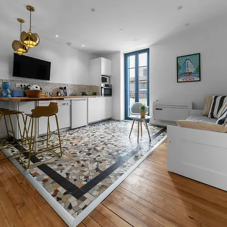 Le Petillat - Design En Centre Lejlighed *